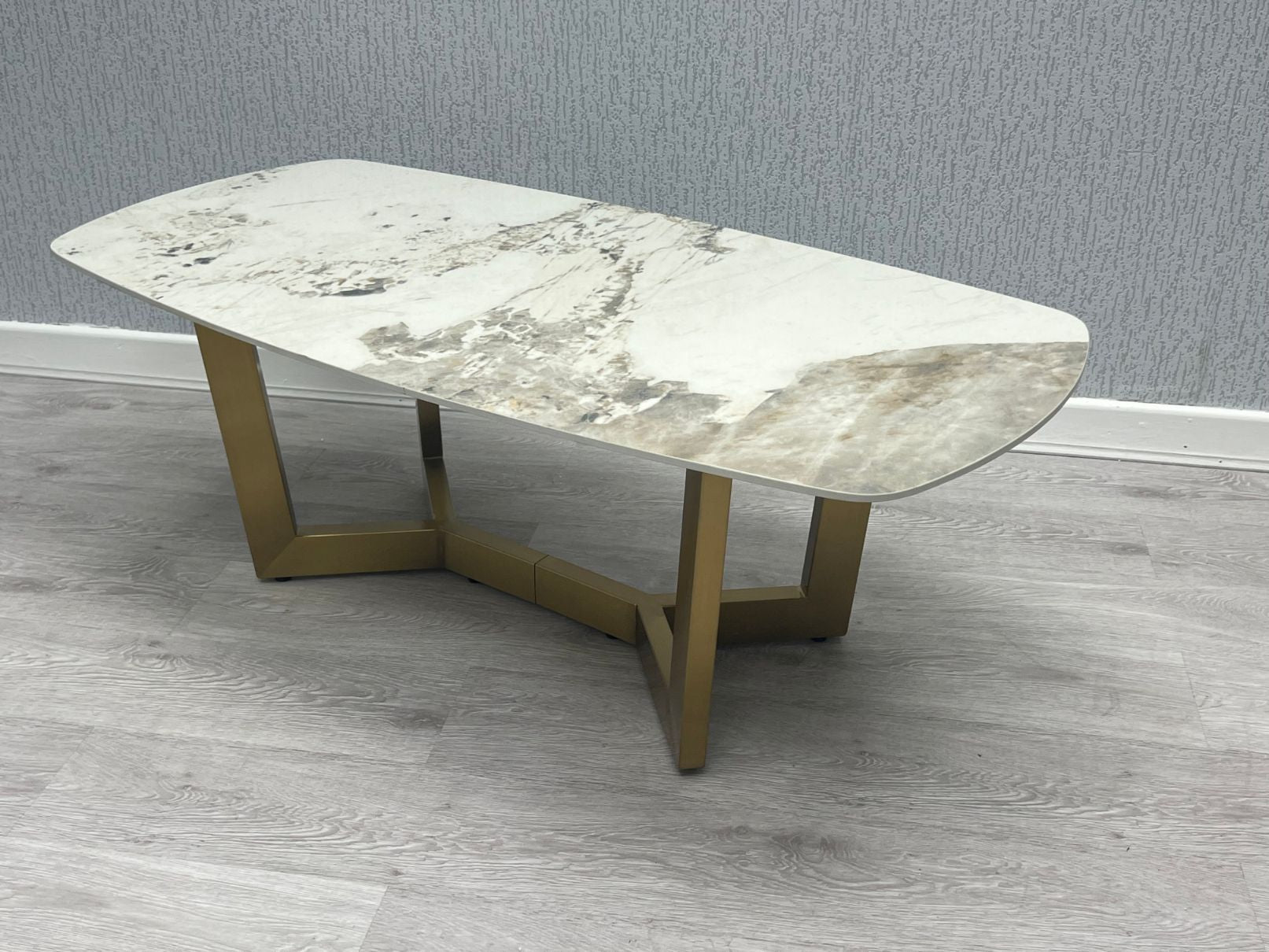 SORRENTO OVAL & RECTANGLE COFFEE TABLE